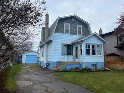 935 Athabasca Street Thunder Bay, ON P7C 3E5