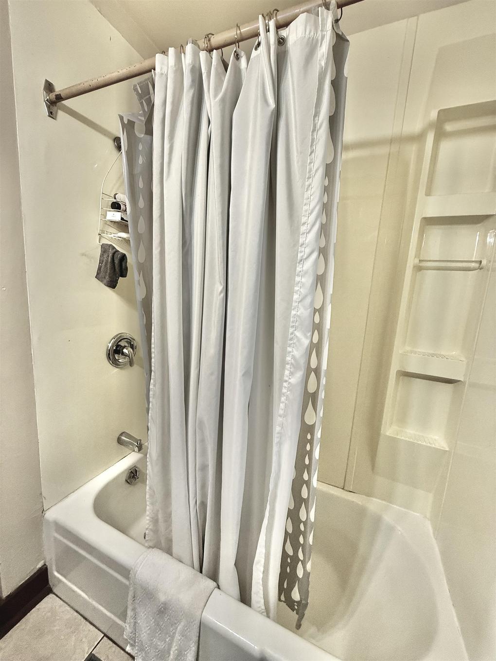 265 Ray Boulevard, Thunder Bay, ON - Indoor Photo Showing Bathroom