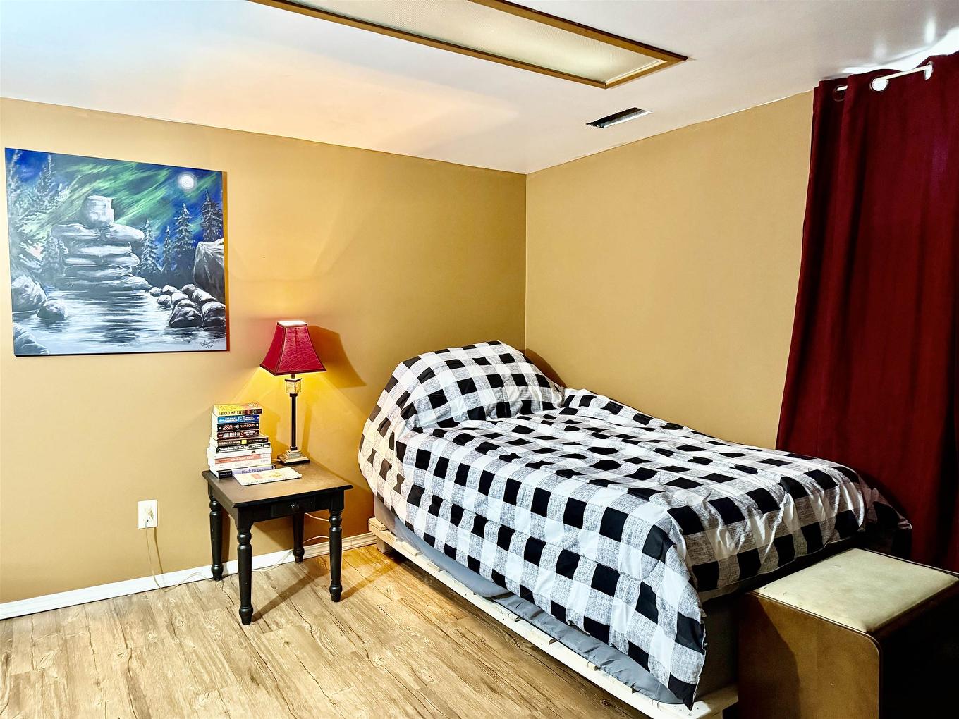 265 Ray Boulevard, Thunder Bay, ON - Indoor Photo Showing Bedroom