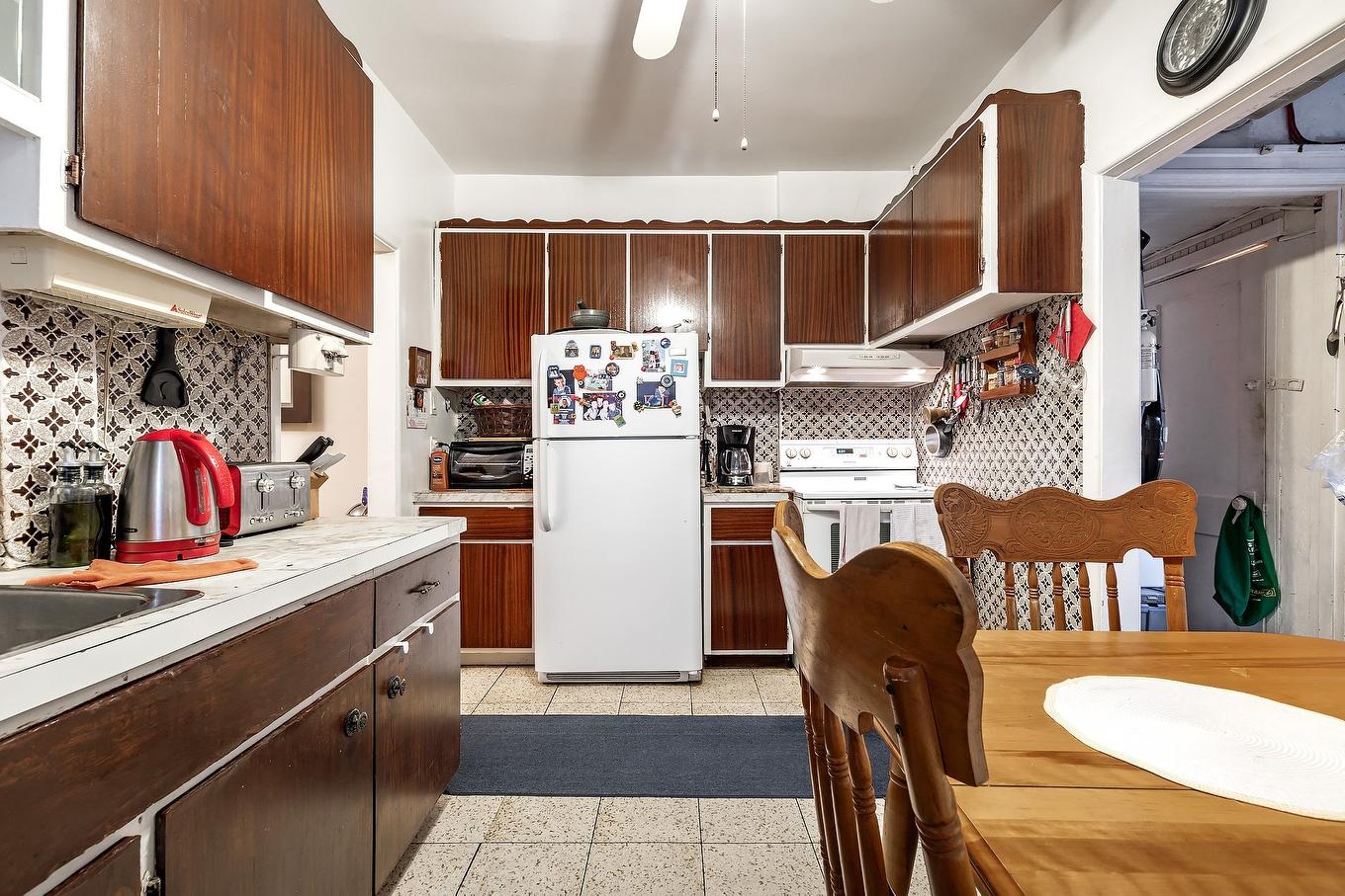 Kitchen - 7457 - 7461 Av. De L'Épée, Montréal (Villeray/Saint-Michel/Parc-Extension), QC - Indoor Photo Showing Kitchen