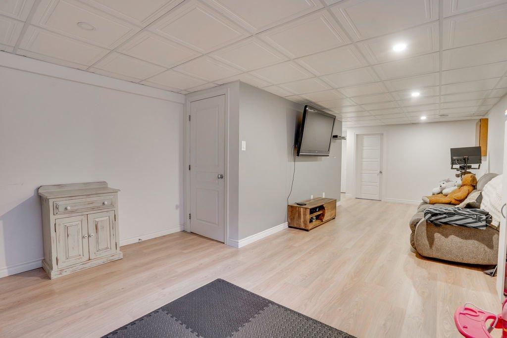 Salle familiale - 210 Rue De La Forteresse, Gatineau (Masson-Angers), QC - Indoor