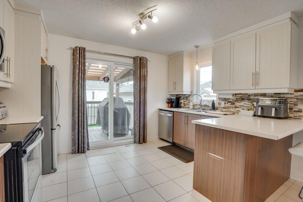 Cuisine - 210 Rue De La Forteresse, Gatineau (Masson-Angers), QC - Indoor Photo Showing Kitchen With Upgraded Kitchen