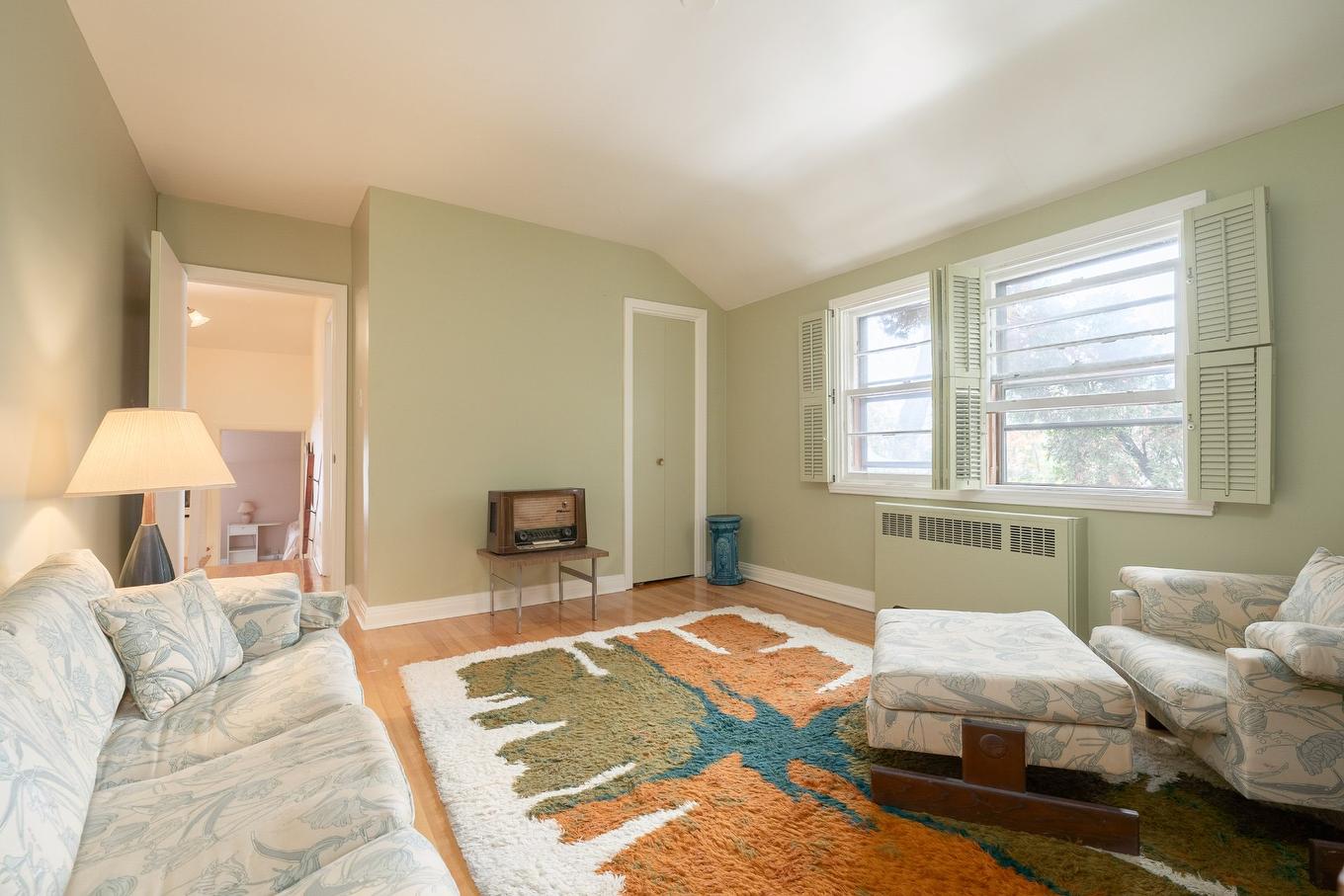 Bedroom - 510 Av. Powell, Mont-Royal, QC - Indoor