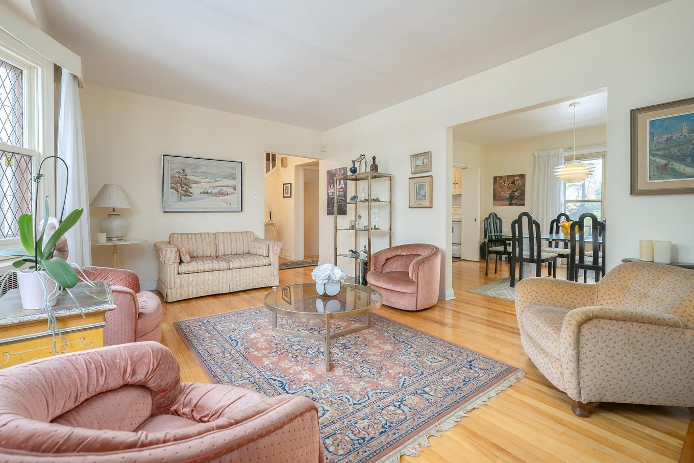 Living room - 510 Av. Powell, Mont-Royal, QC - Indoor Photo Showing Living Room