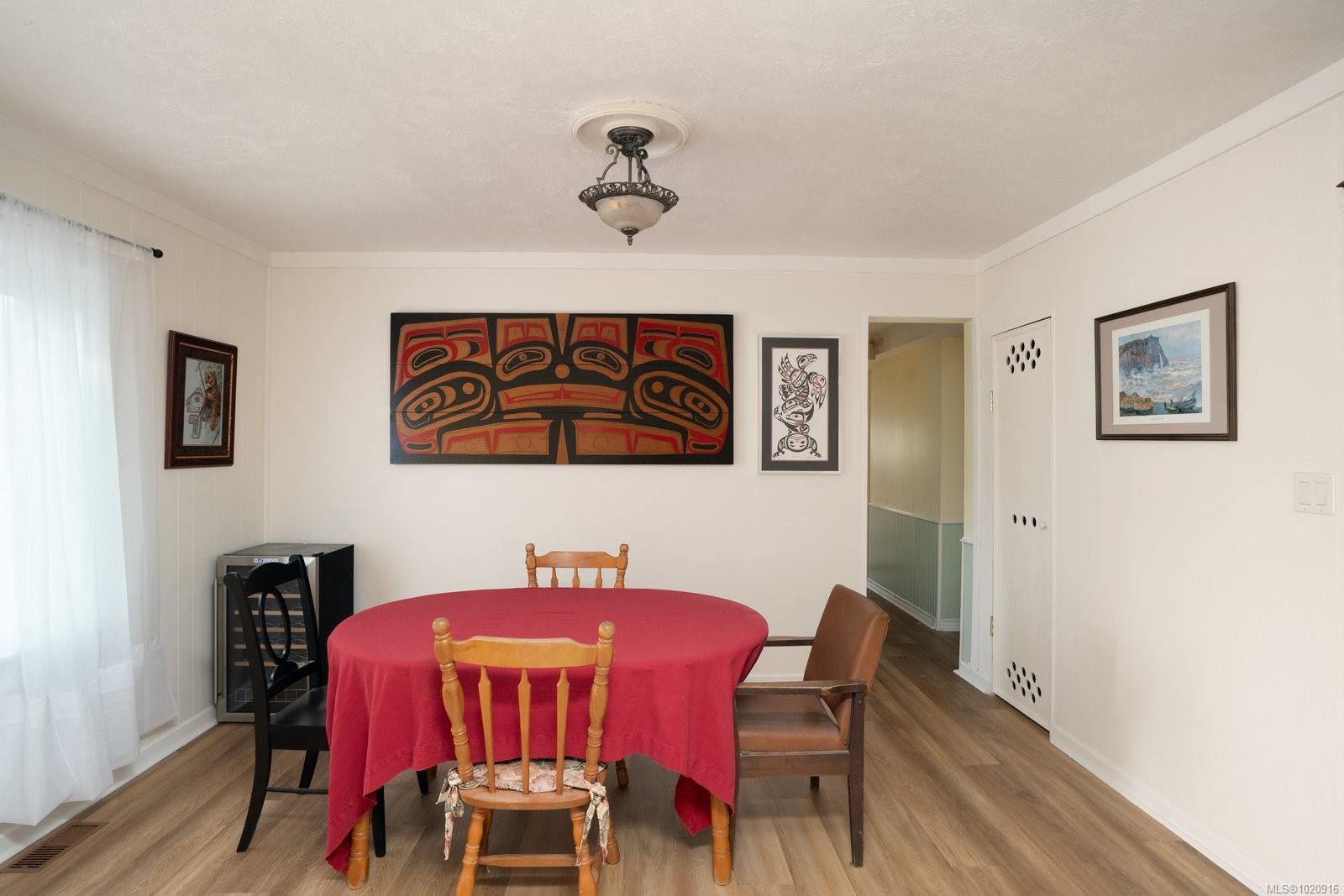 1256 Walnut St, Victoria, BC