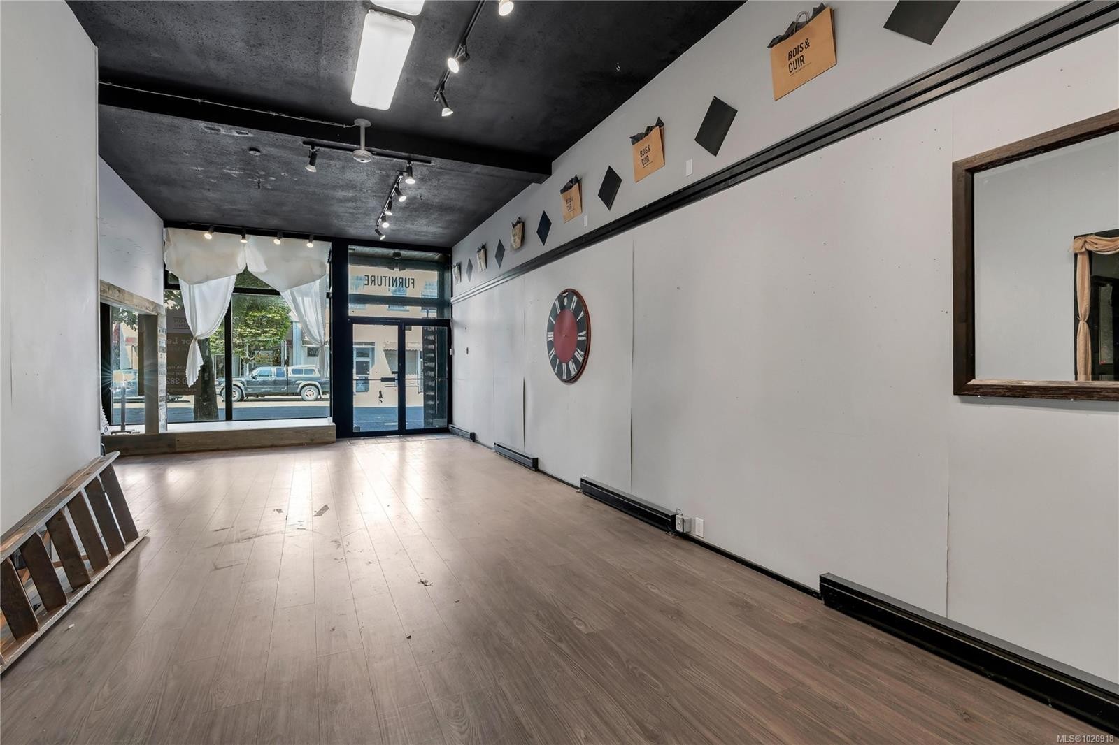 1323 Government St, Victoria, BC