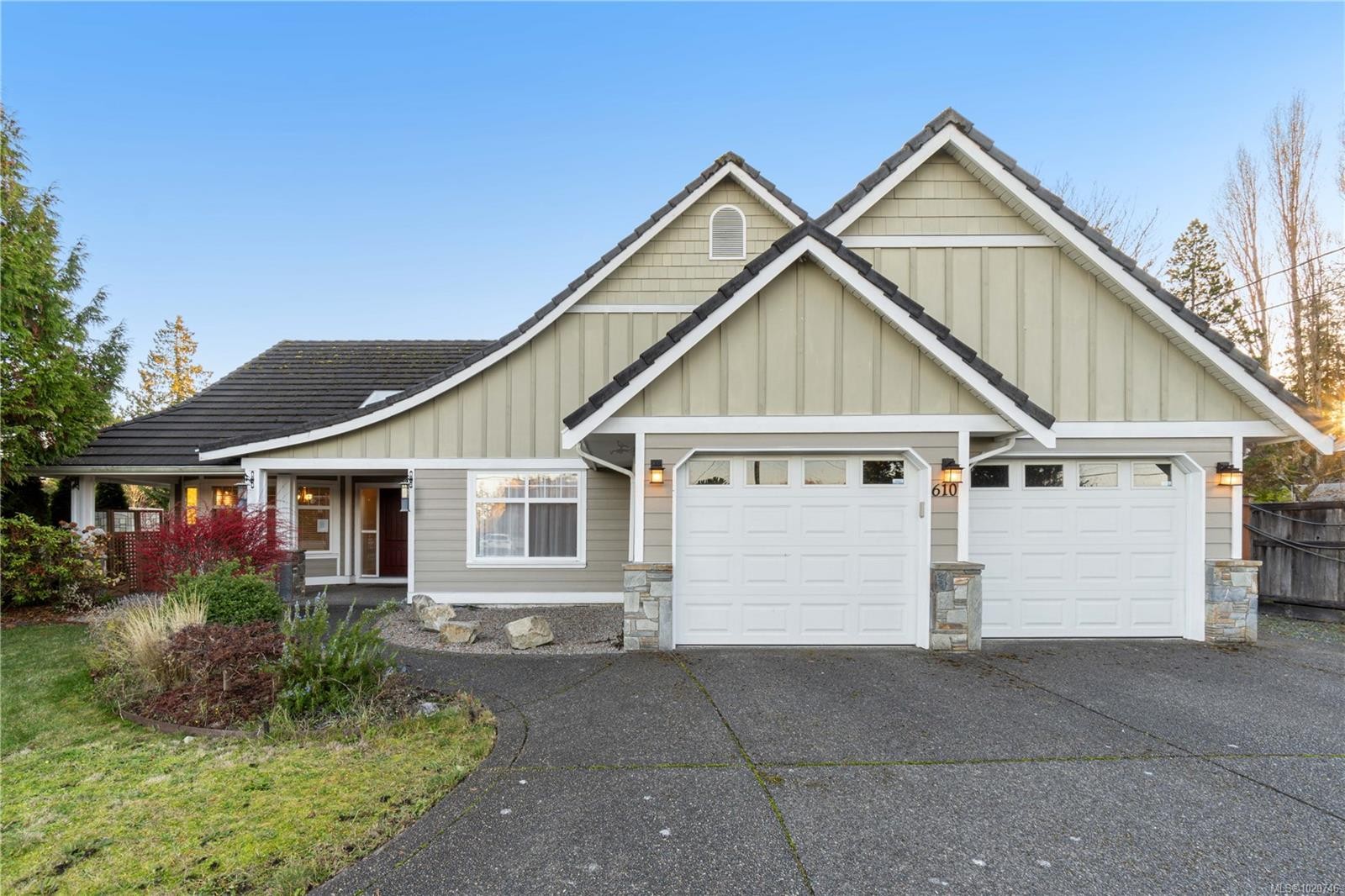 610 Forsyth Ave, Parksville, BC