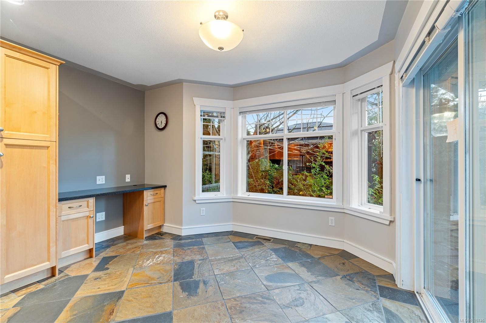 610 Forsyth Ave, Parksville, BC