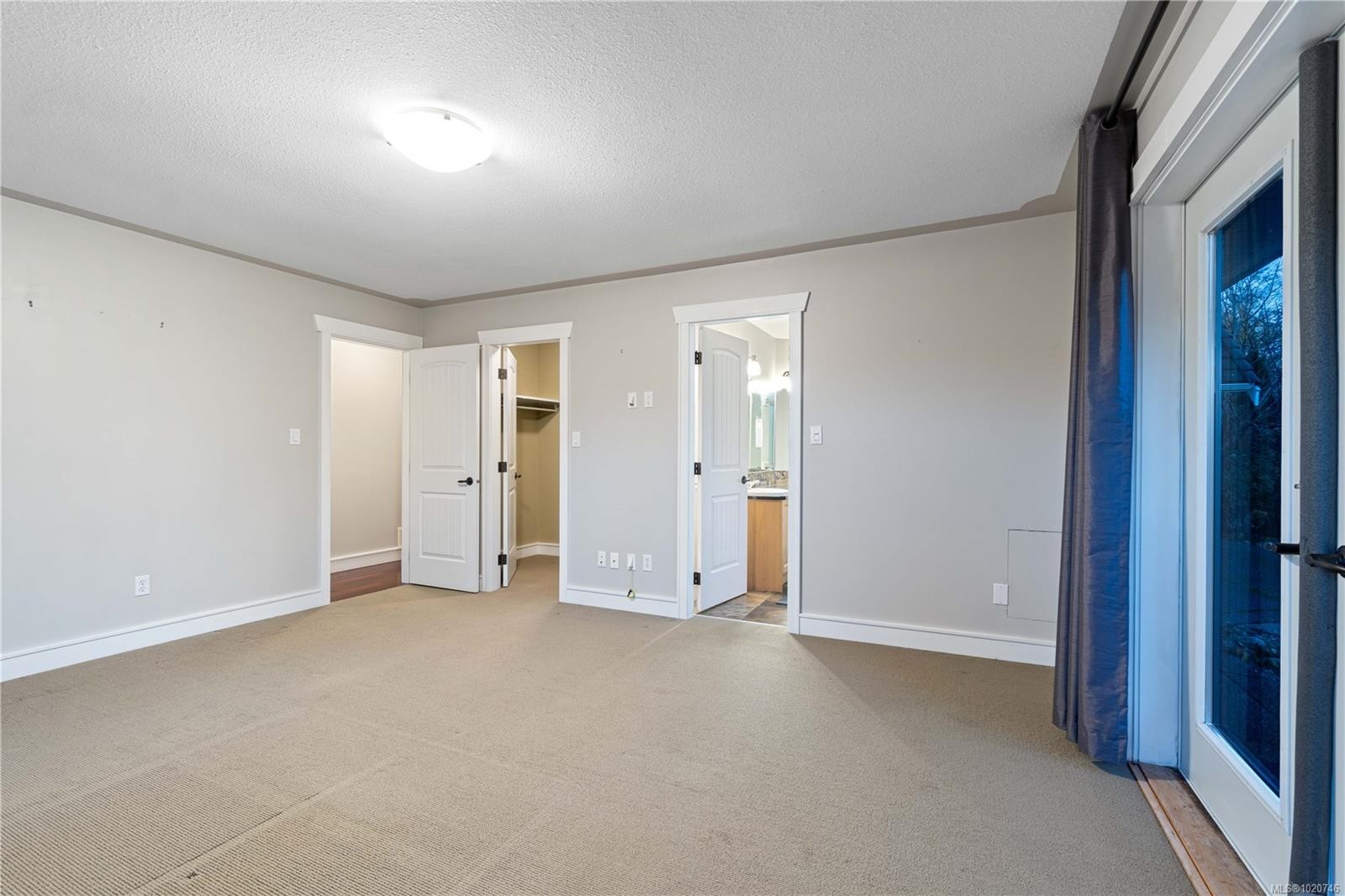 610 Forsyth Ave, Parksville, BC