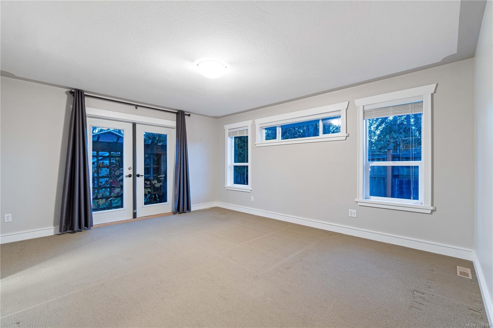 610 Forsyth Ave, Parksville, BC