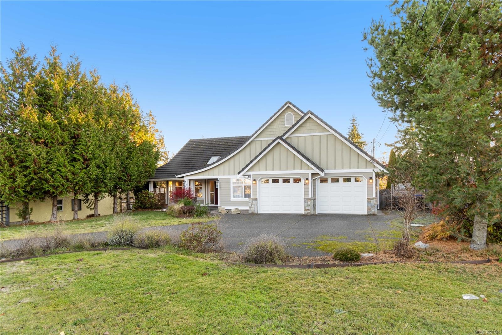 610 Forsyth Ave, Parksville, BC