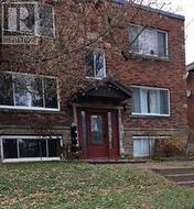5 - 5473 ONTARIO AVENUE Niagara Falls, ON L2E 3S4
