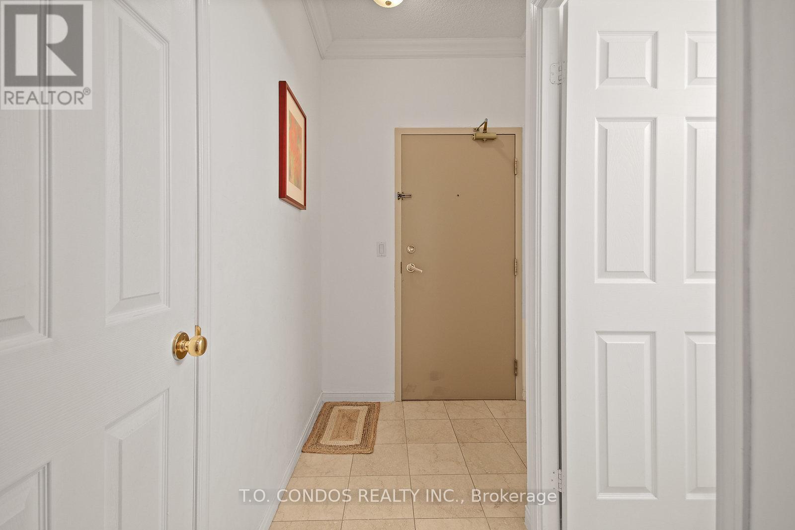 1806 - 909 Bay Street, Toronto, ON - Indoor Photo Showing Other Room