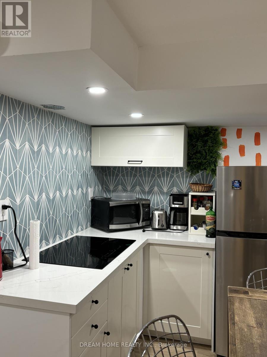 Bsmt/2 - 160 Olde Bayview Avenue, Richmond Hill, ON - Indoor