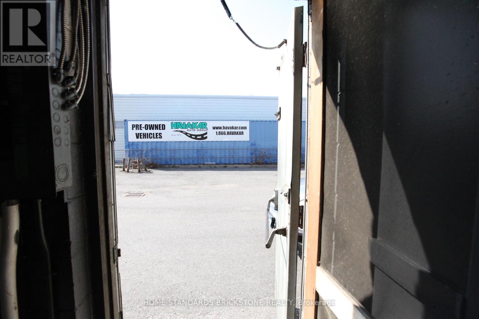 4069 Chesswood Drive, Toronto, ON