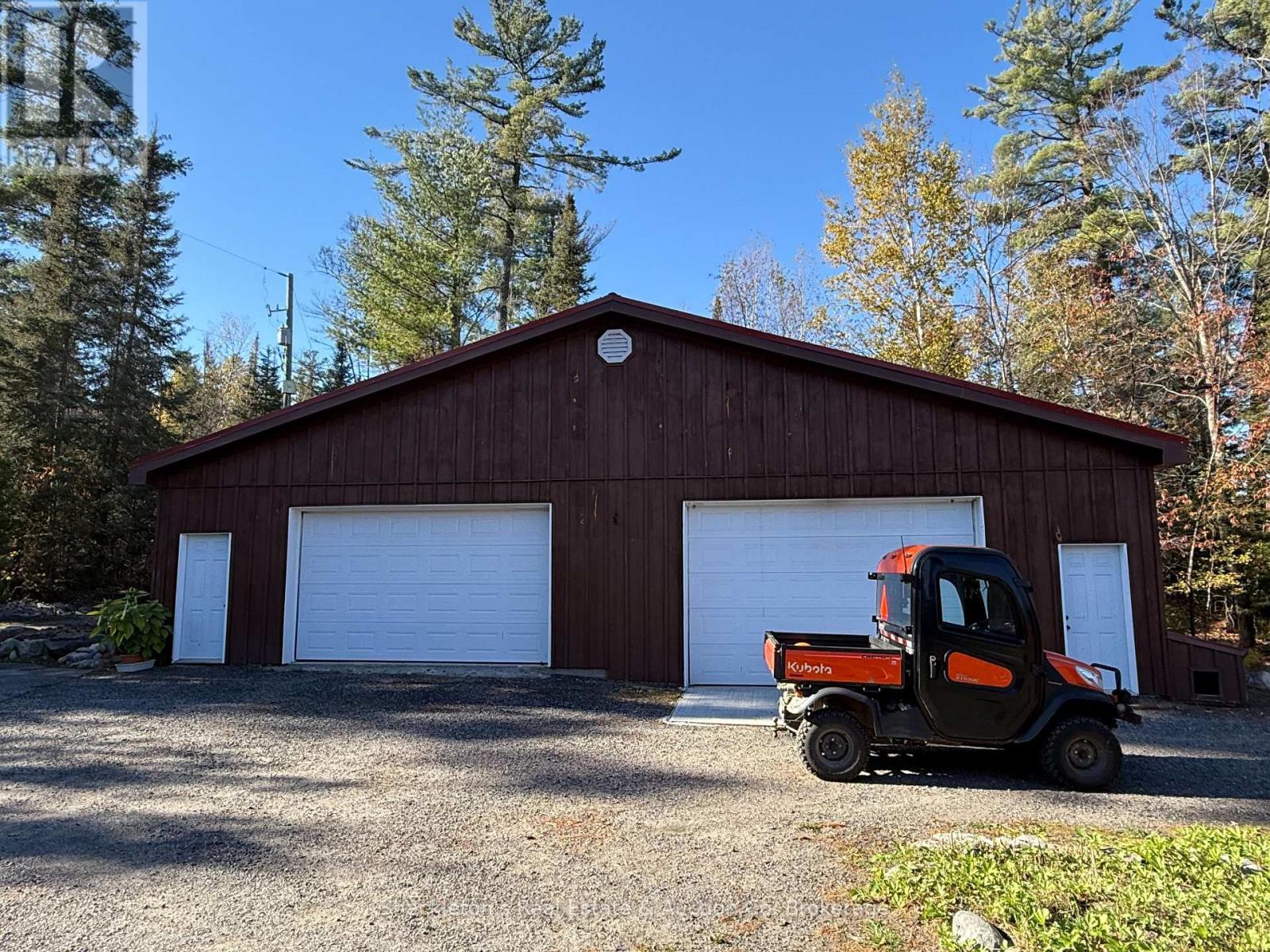 2407 Highway 11 Highway N, Unorganized Townships (Marten River), ON - Outdoor