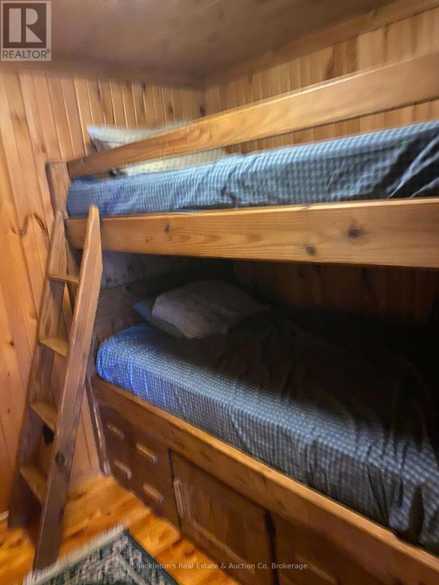 2407 Highway 11 Highway N, Unorganized Townships (Marten River), ON - Indoor