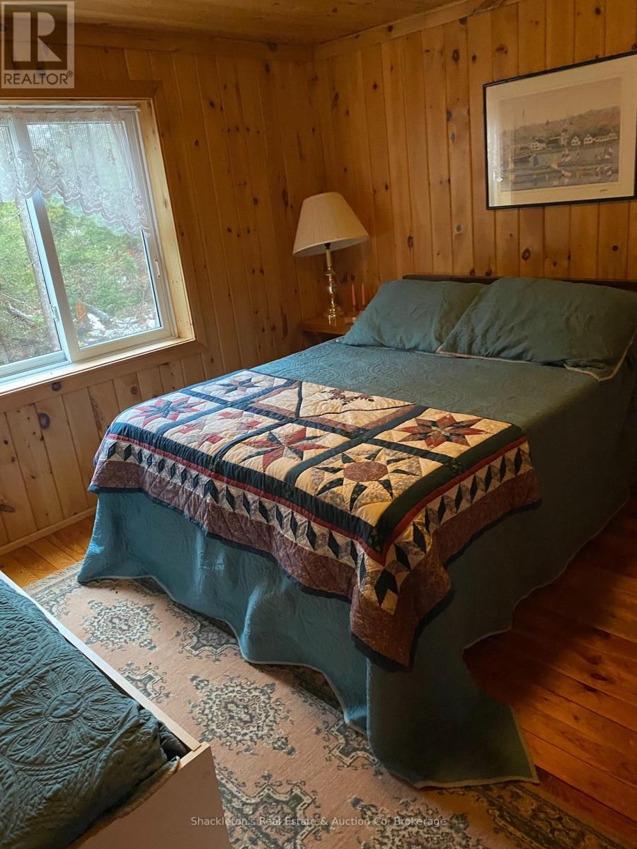 2407 Highway 11 Highway N, Unorganized Townships (Marten River), ON - Indoor Photo Showing Bedroom