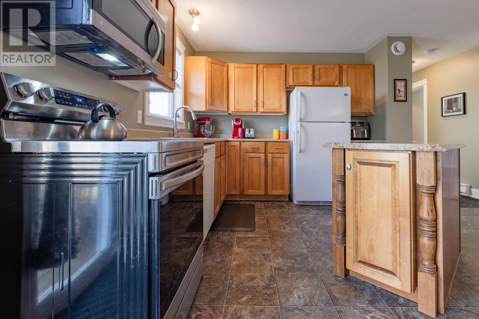 27 Wheelers Road, Corner Brook, NL - Indoor Photo Showing Kitchen
