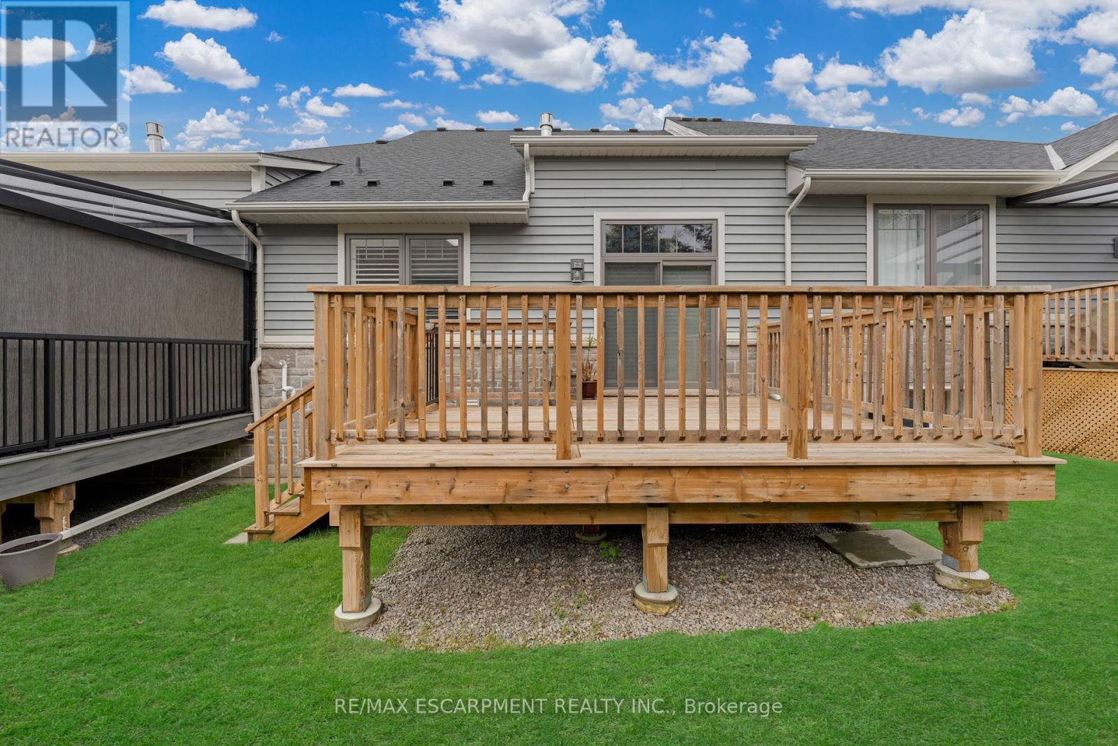 5 - 2848 King Street, Lincoln, ON - Outdoor With Deck Patio Veranda