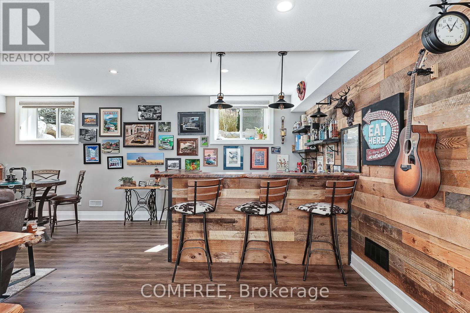 106 High Bluff Lane, Blue Mountains, ON - Indoor Photo Showing Other Room