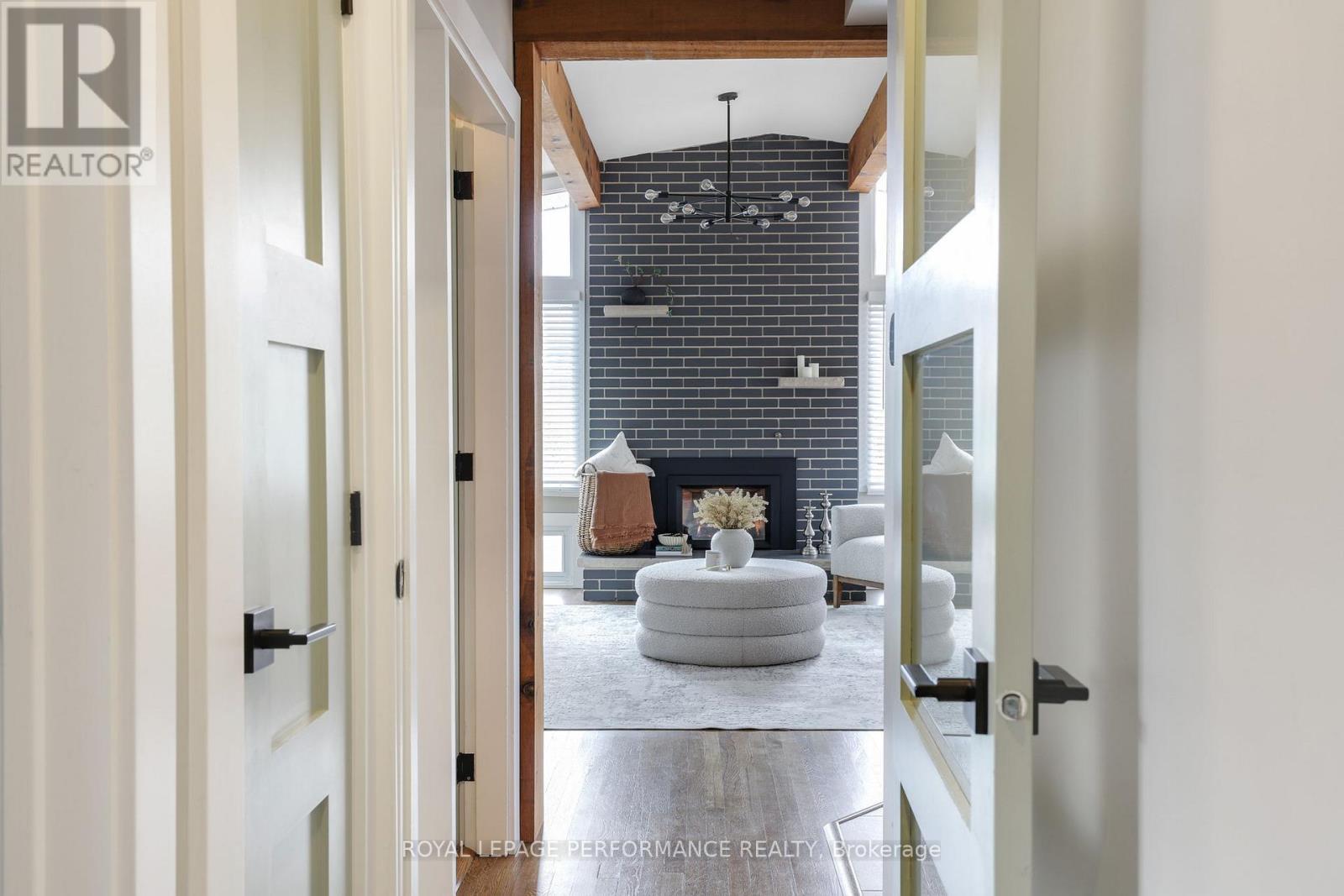 2320 Nerta Street, Ottawa, ON - Indoor Photo Showing Other Room