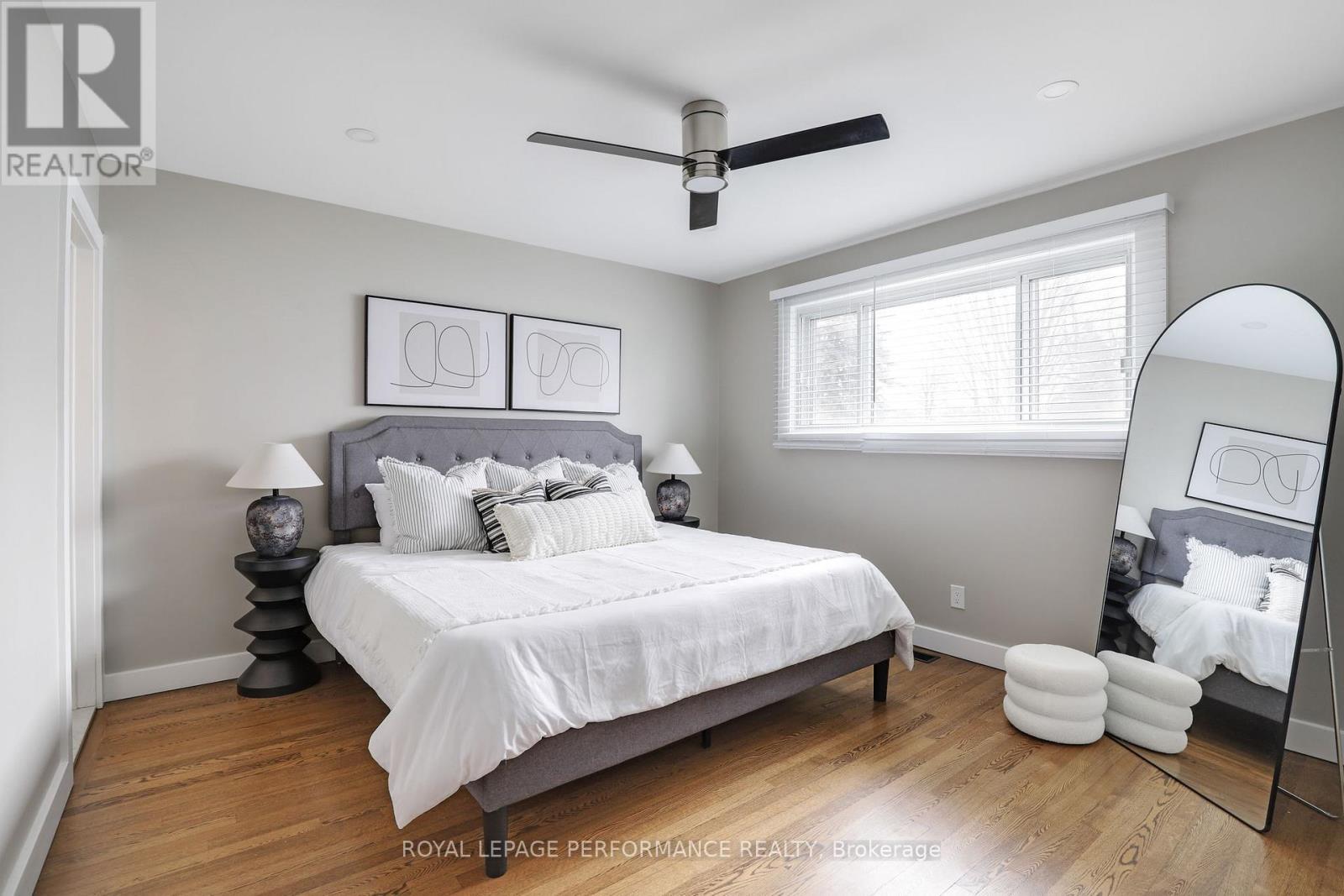 2320 Nerta Street, Ottawa, ON - Indoor Photo Showing Bedroom