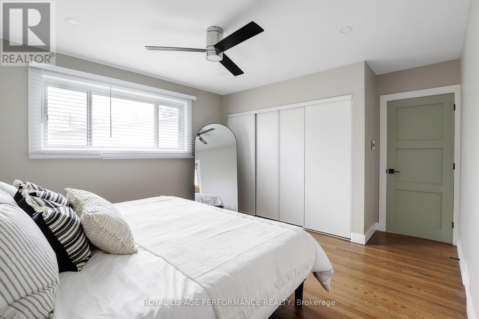 2320 Nerta Street, Ottawa, ON - Indoor Photo Showing Bedroom