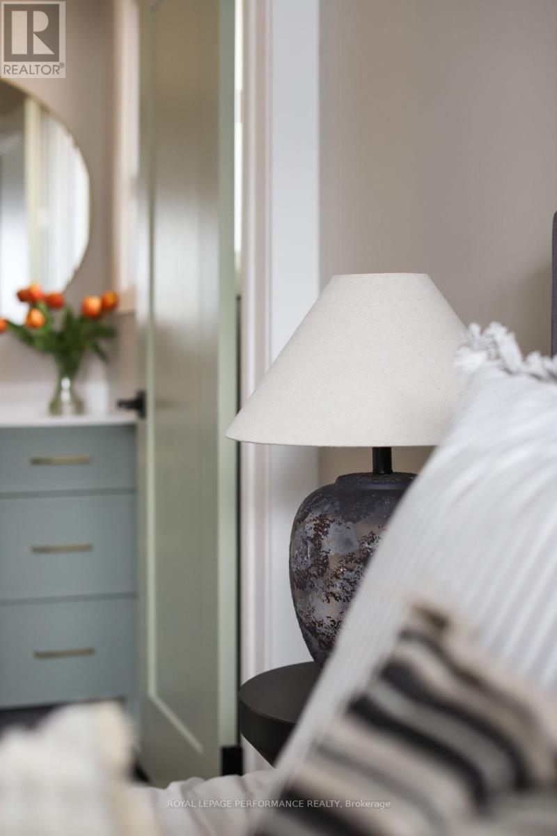 2320 Nerta Street, Ottawa, ON - Indoor