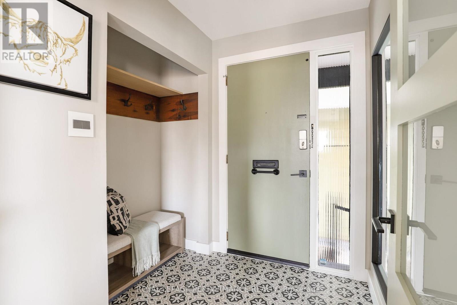 2320 Nerta Street, Ottawa, ON - Indoor Photo Showing Other Room