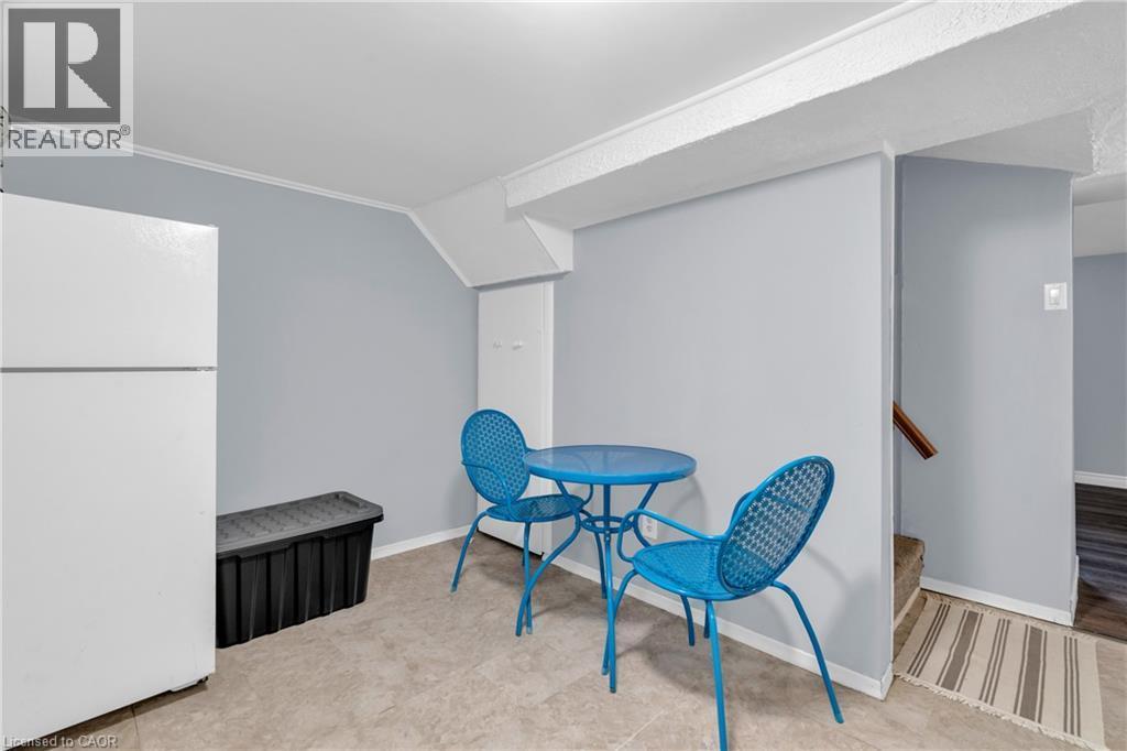 301 Franklin Street N Unit# C, Kitchener, ON - Indoor Photo Showing Other Room