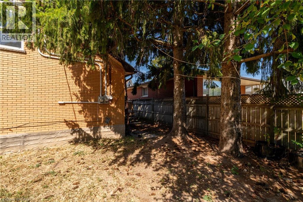 301 Franklin Street N Unit# C, Kitchener, ON - Outdoor