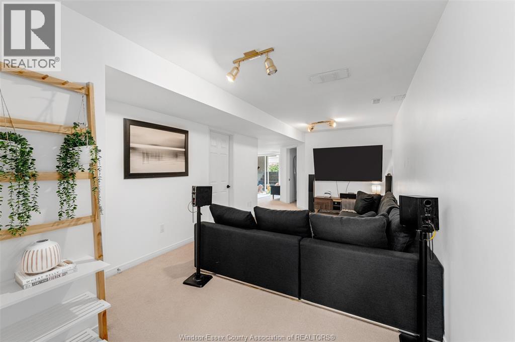 1678 Fieldcrest, Tecumseh, ON - Indoor