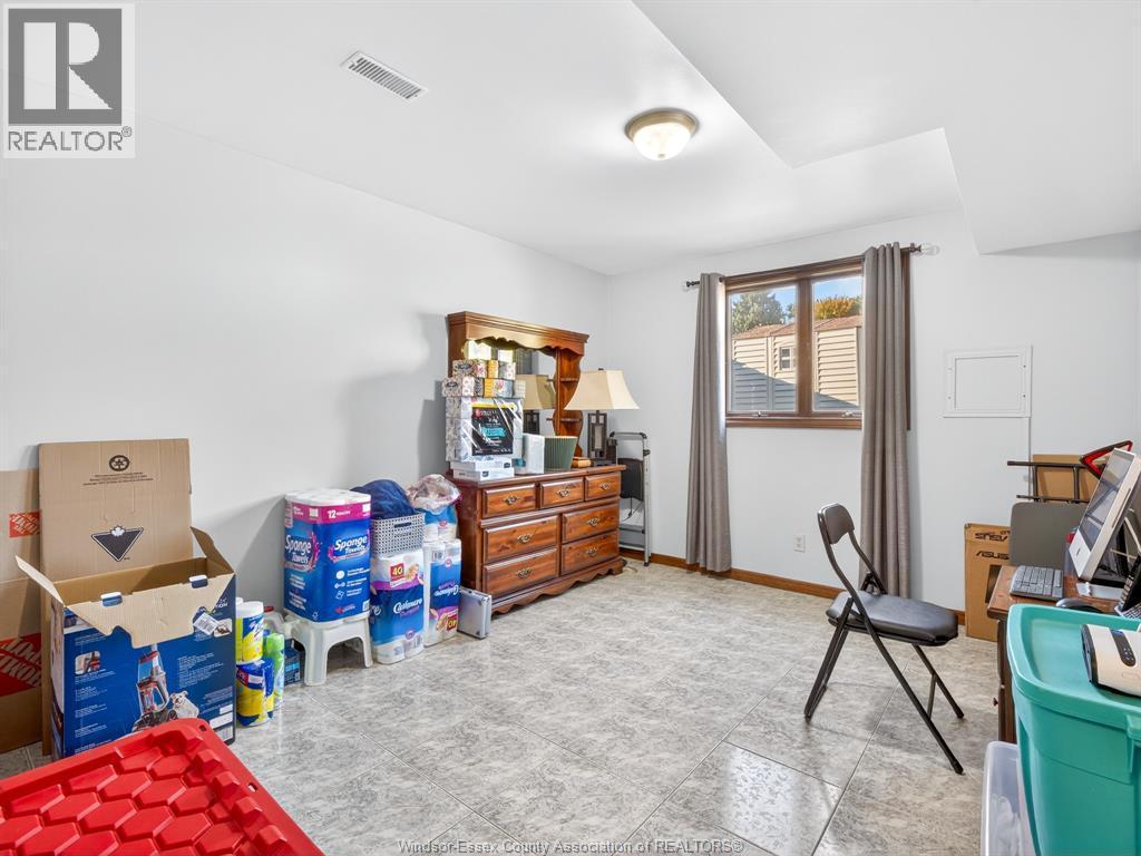 2392 Via Vita Street, Windsor, ON - Indoor