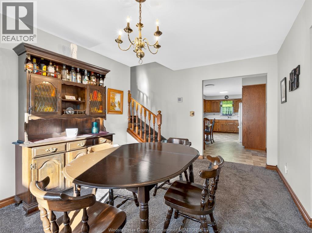 2392 Via Vita Street, Windsor, ON - Indoor Photo Showing Dining Room