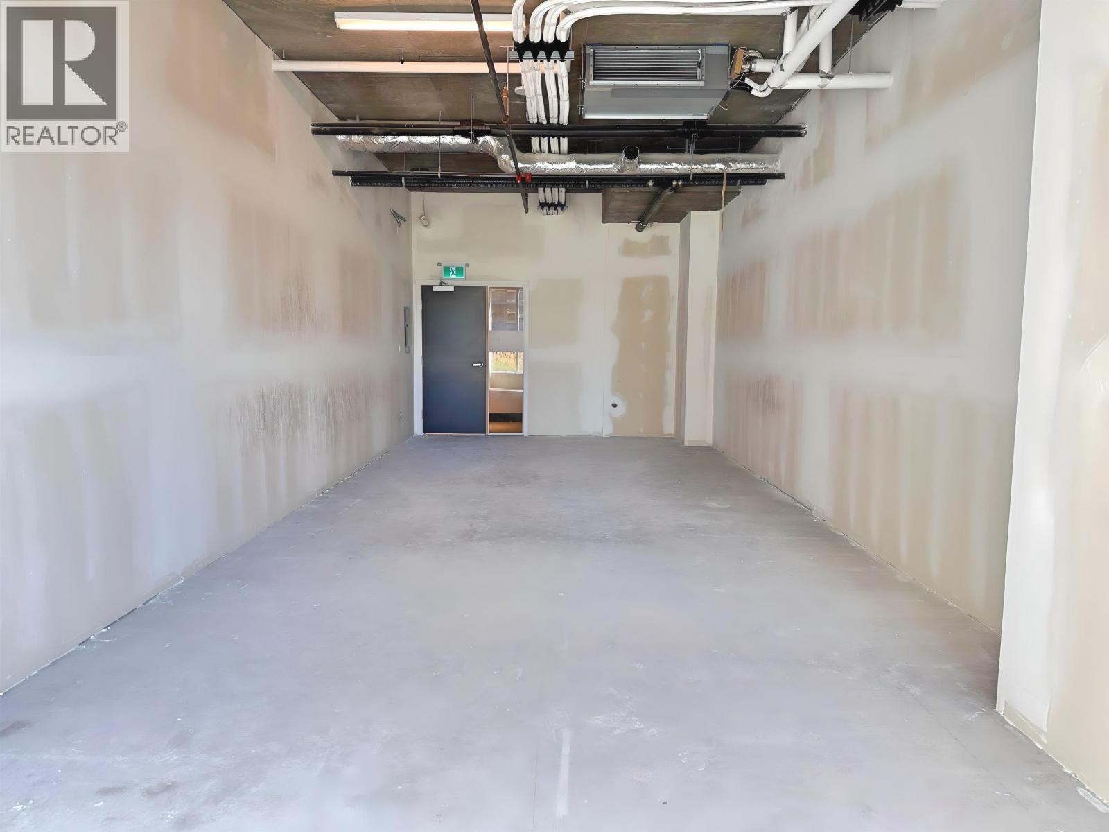 427 6378 Silver Avenue, Burnaby, BC