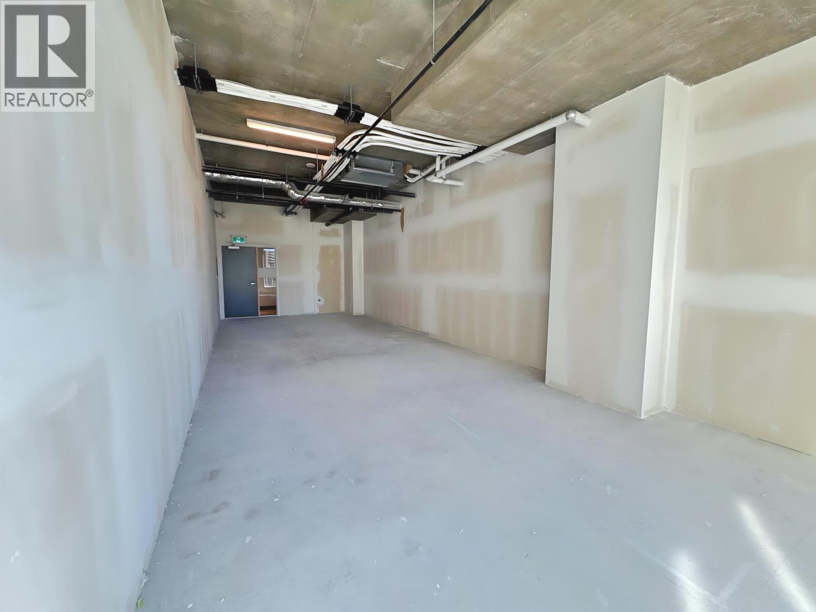 427 6378 Silver Avenue, Burnaby, BC