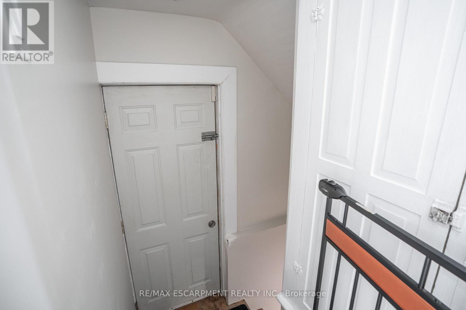 73 Kenilworth Avenue S, Hamilton, ON - Indoor Photo Showing Other Room