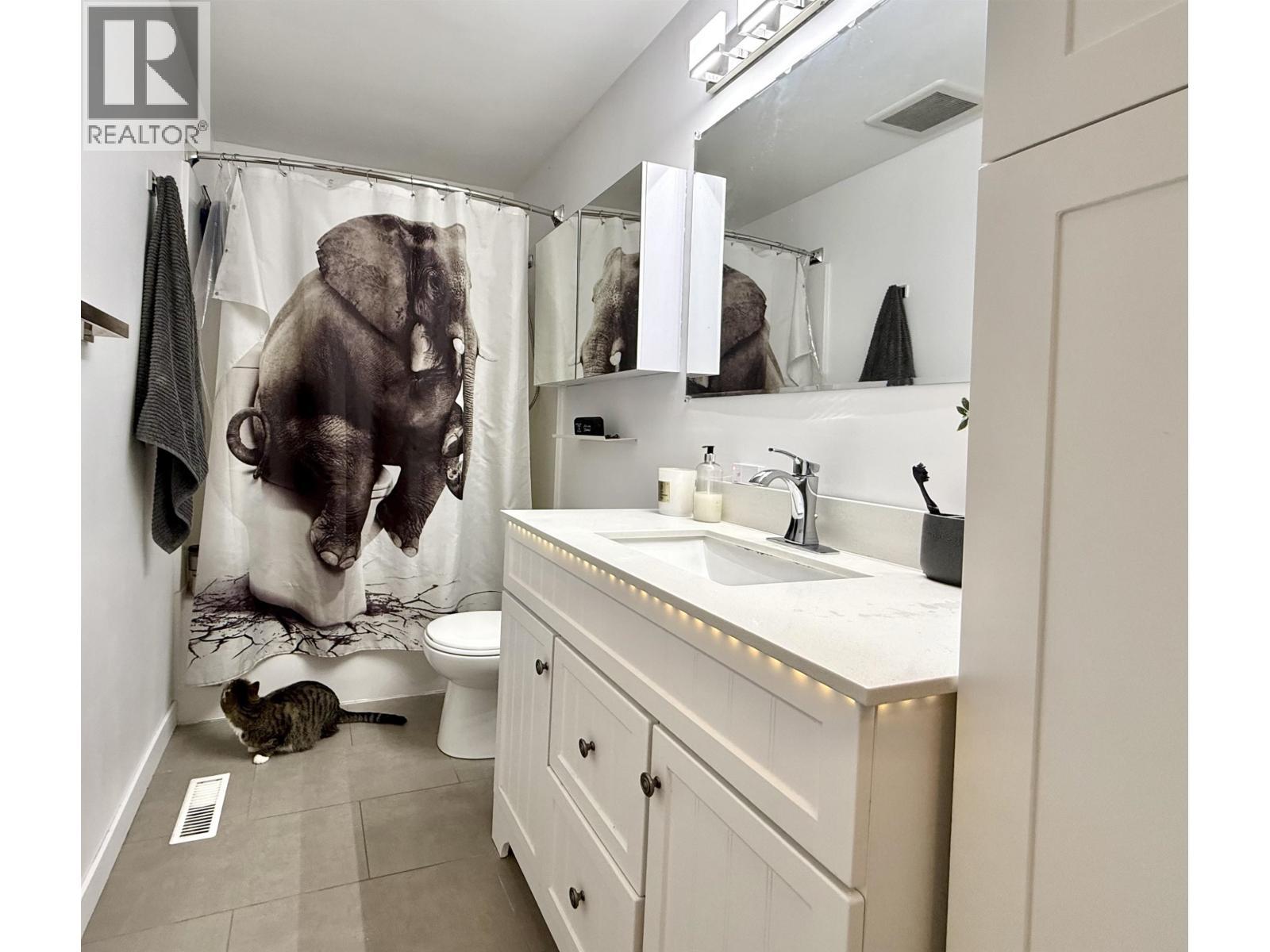 15 Omenica Street, Kitimat, BC - Indoor Photo Showing Bathroom