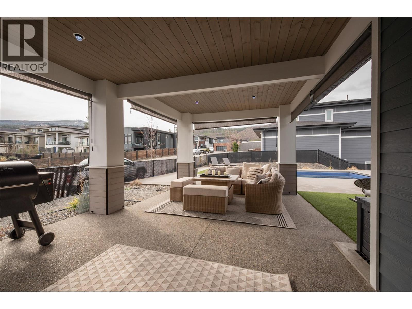 1235 Ponds Avenue, Kelowna, BC - Outdoor With Deck Patio Veranda With Exterior