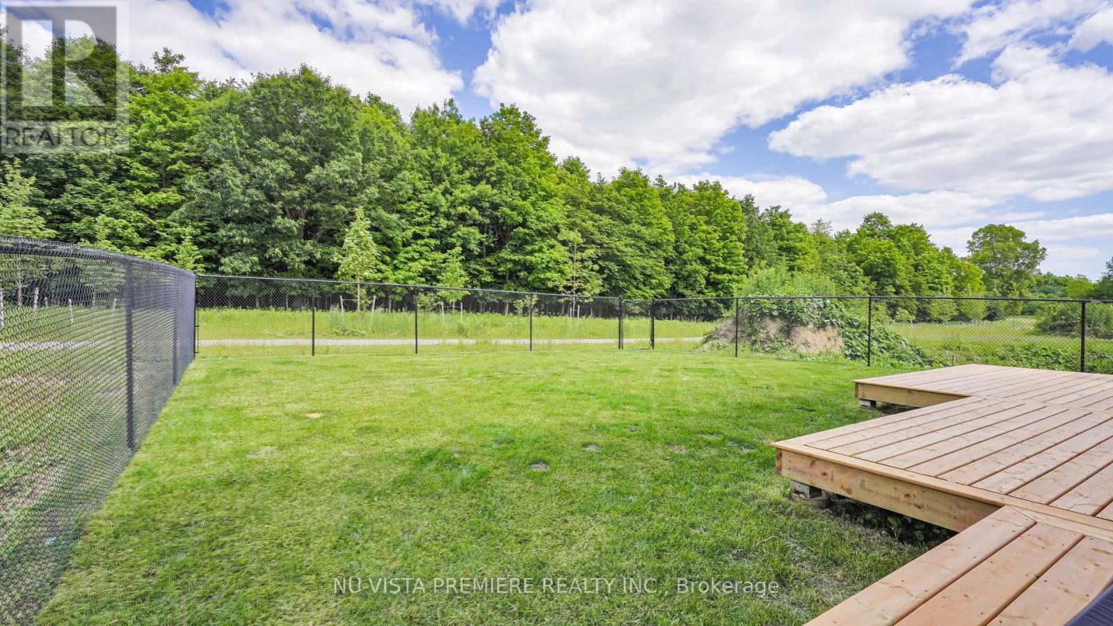 3998 Big Leaf Trail, London South (South V), ON - Outdoor