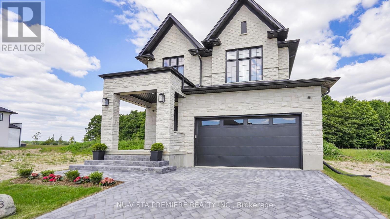 3998 Big Leaf Trail, London South (South V), ON - Outdoor