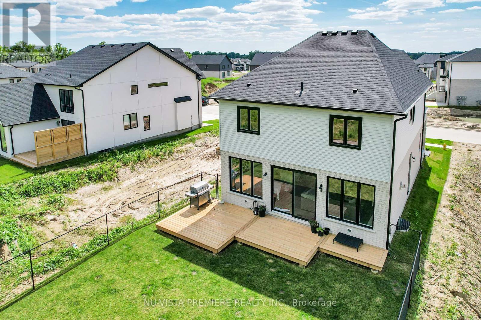 3998 Big Leaf Trail, London South (South V), ON - Outdoor With Deck Patio Veranda With Exterior