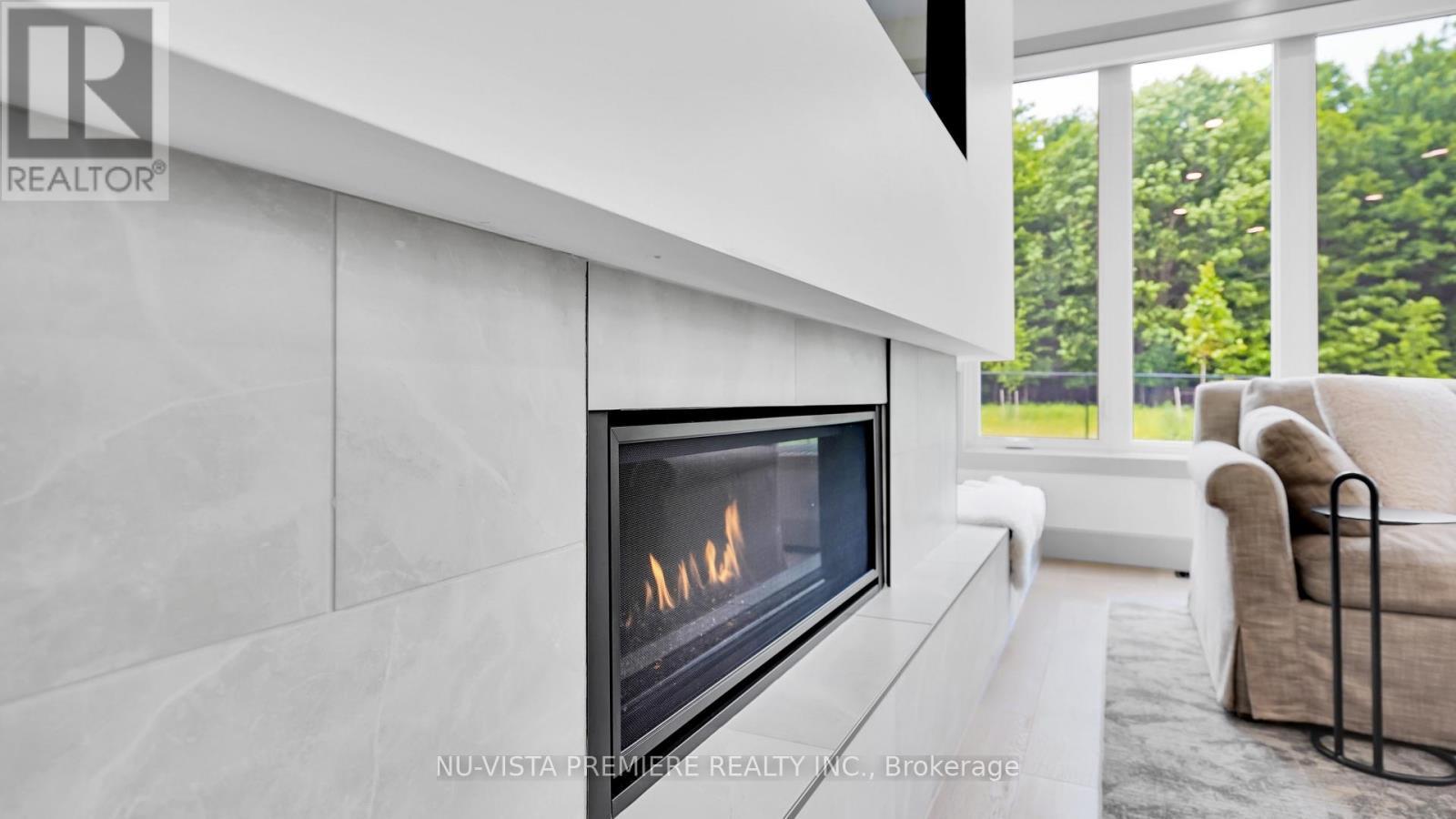 3998 Big Leaf Trail, London South (South V), ON - Indoor With Fireplace