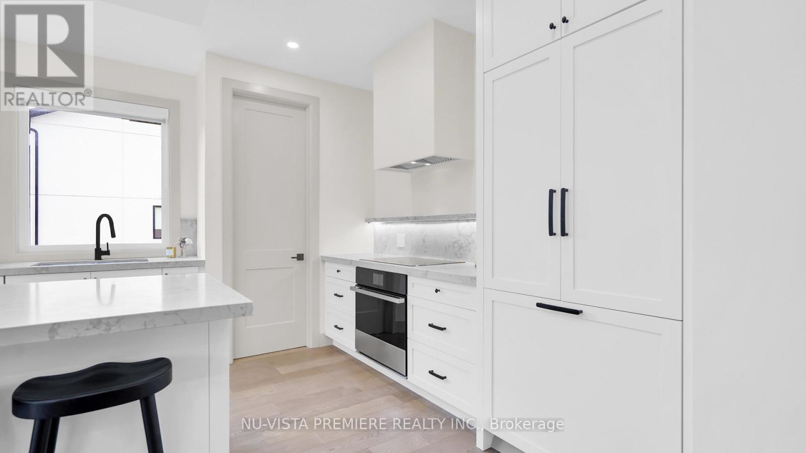 3998 Big Leaf Trail, London South (South V), ON - Indoor