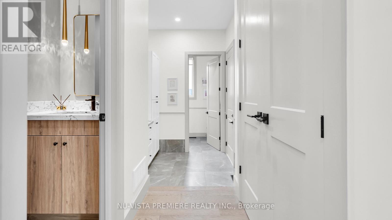 3998 Big Leaf Trail, London South (South V), ON - Indoor Photo Showing Other Room