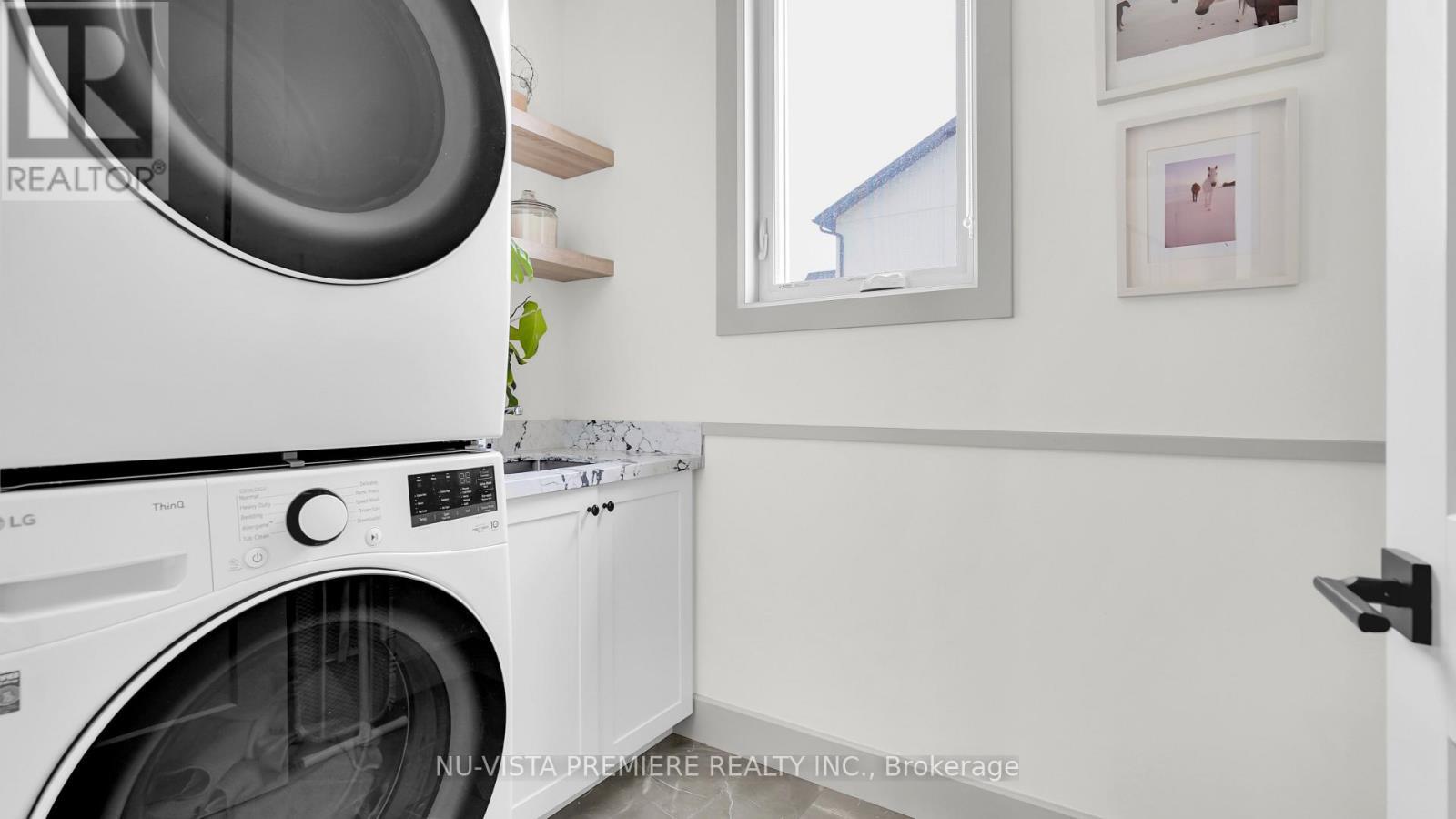 3998 Big Leaf Trail, London South (South V), ON - Indoor Photo Showing Laundry Room