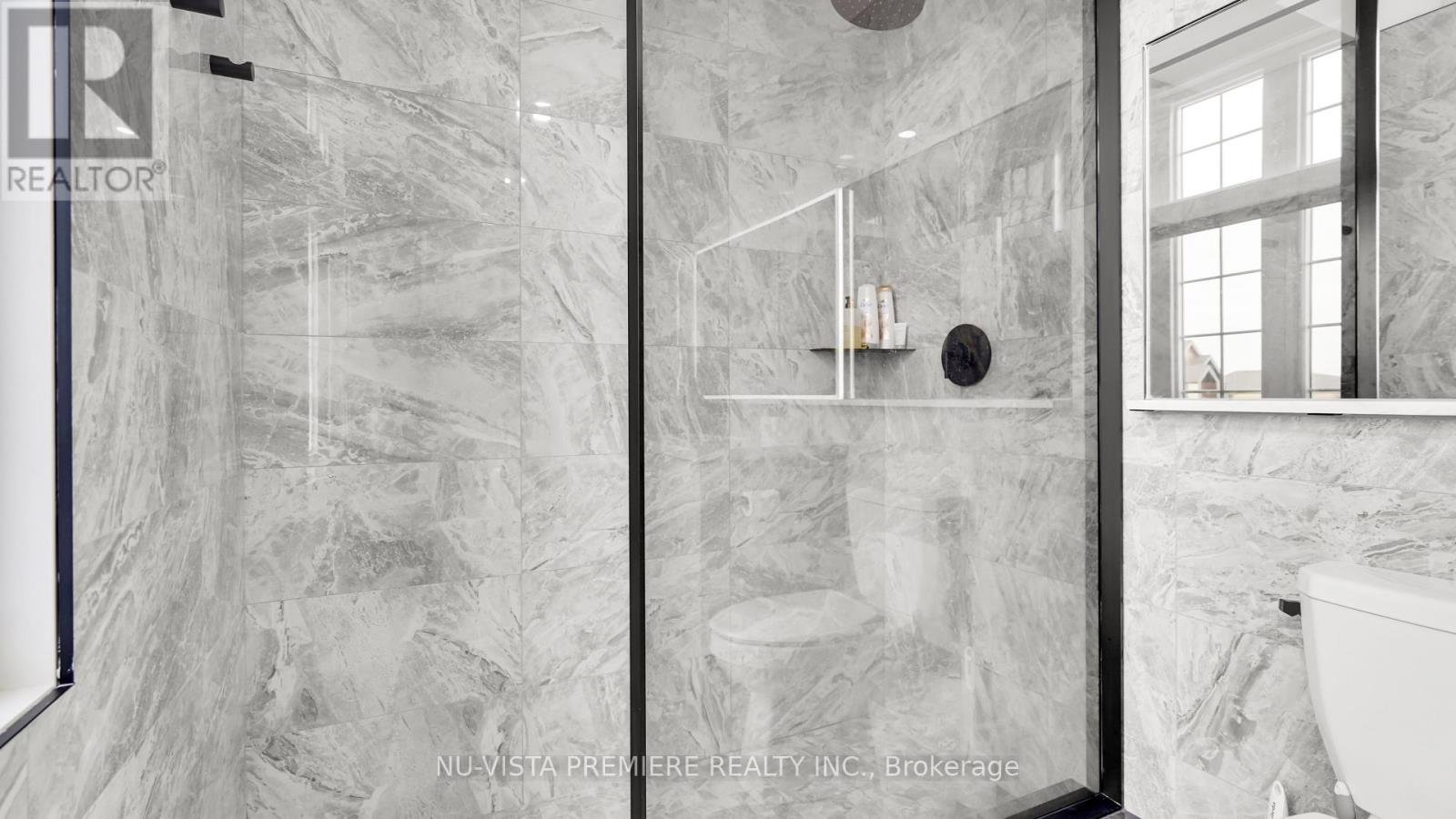 3998 Big Leaf Trail, London South (South V), ON - Indoor Photo Showing Bathroom