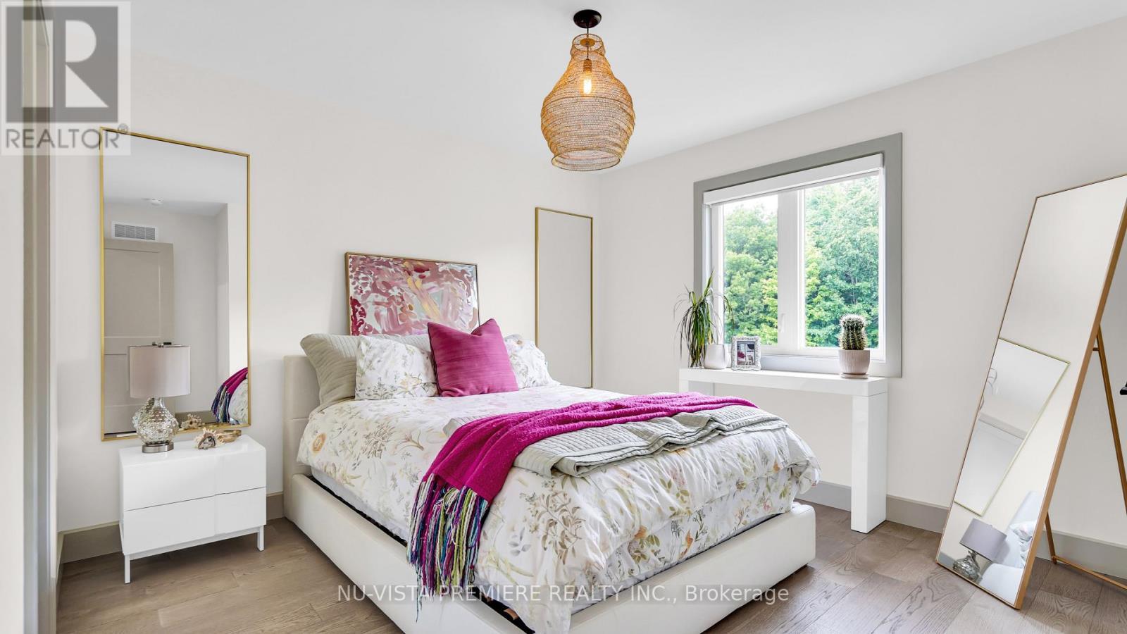 3998 Big Leaf Trail, London South (South V), ON - Indoor Photo Showing Bedroom