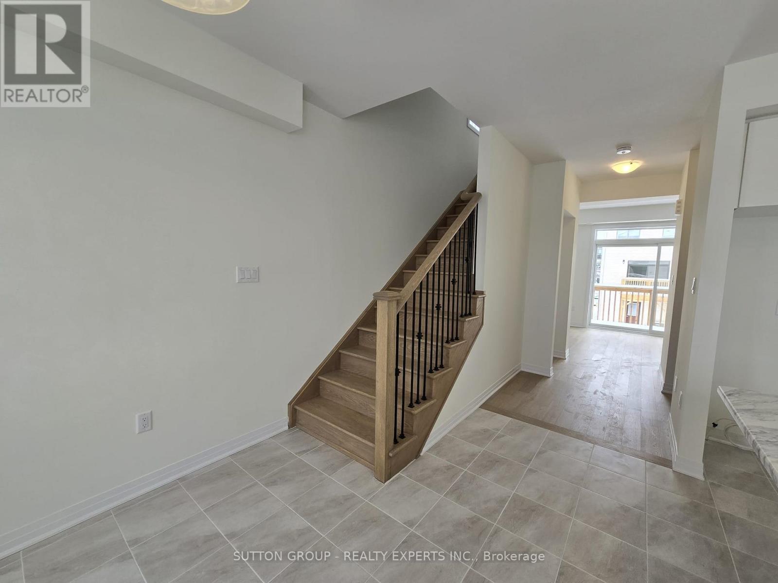 11 Greig Street, Brantford, ON - Indoor Photo Showing Other Room